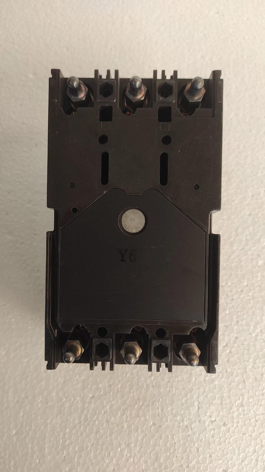 admin/uploads/uploads/Terasaki  XS100NB 15A 3 Pole Circuit Breaker_8.webp